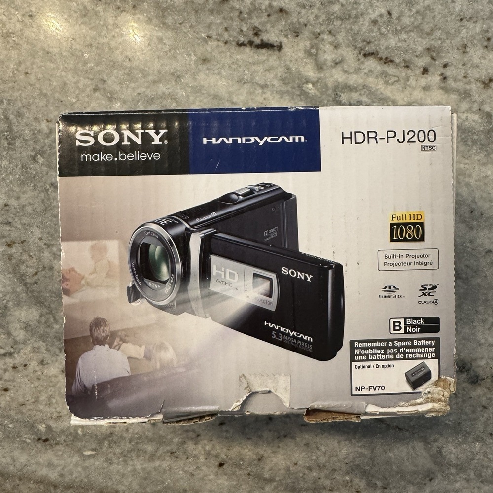 Sony Handycam HDR-PJ200 Full HD Camcorder w/Built-In Projector 30x Zoom